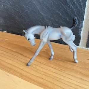 Breyer Classic Cloud’s Legacy foal #1225